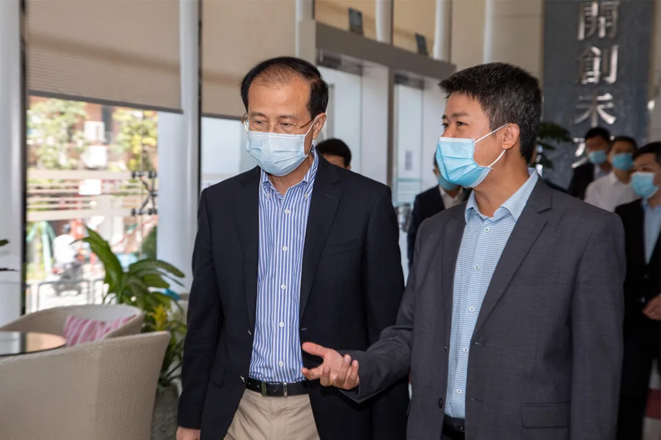 中聯辦主任傅自應走訪聖保祿學校