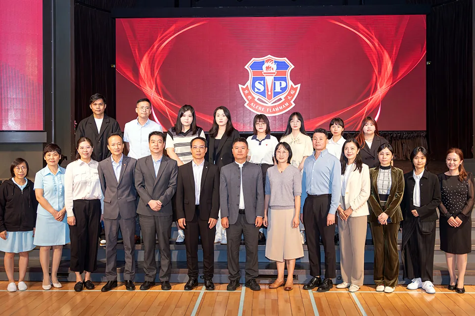 廣西藝術學院團隊到校參訪