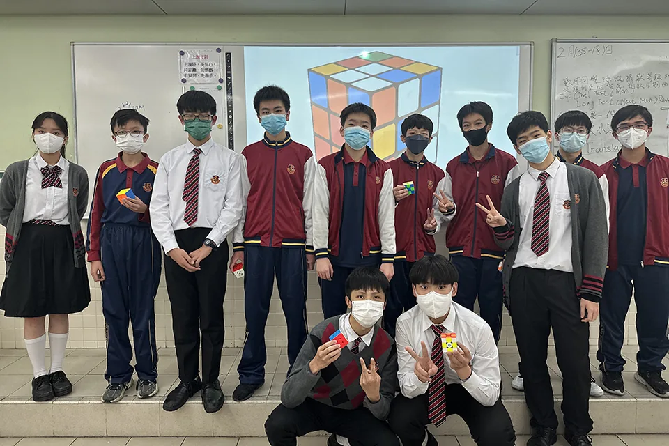 22-23數學科活動(三階魔方比賽)