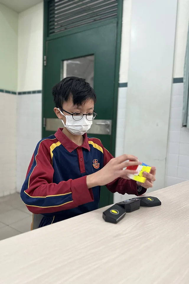 22-23數學科活動(三階魔方比賽)
