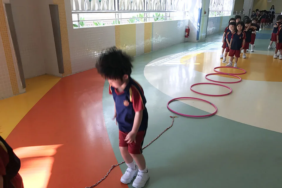 齊來蹦蹦跳