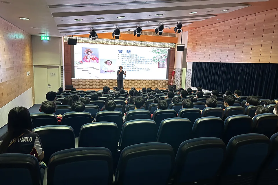 參觀青少年愛國愛澳教育基地