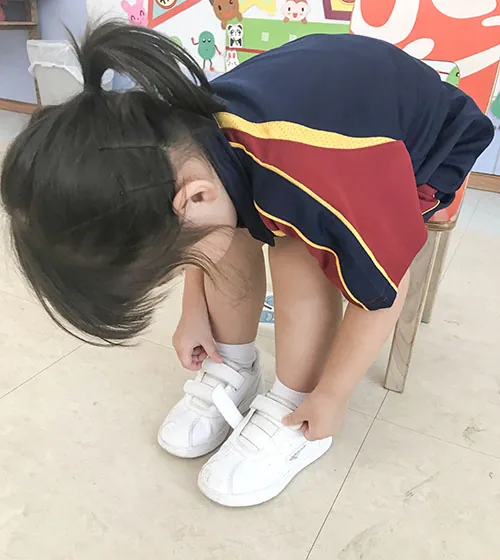 穿鞋的方法