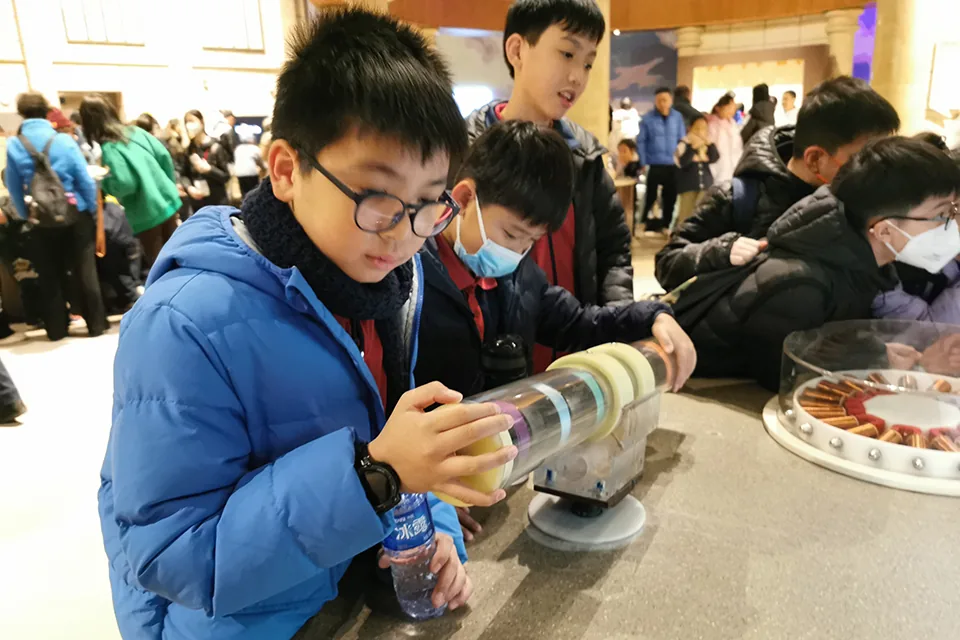 感受山與城---廣州科普學習愛國之旅一天團