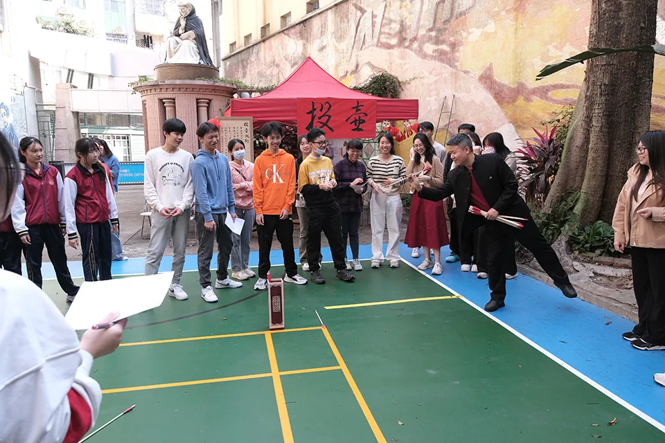 舉辦中華文化體驗日活動推廣非物質文化遺產