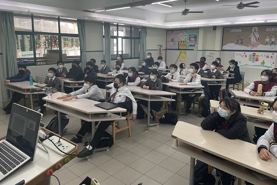 初一心理健康─與情緒交手