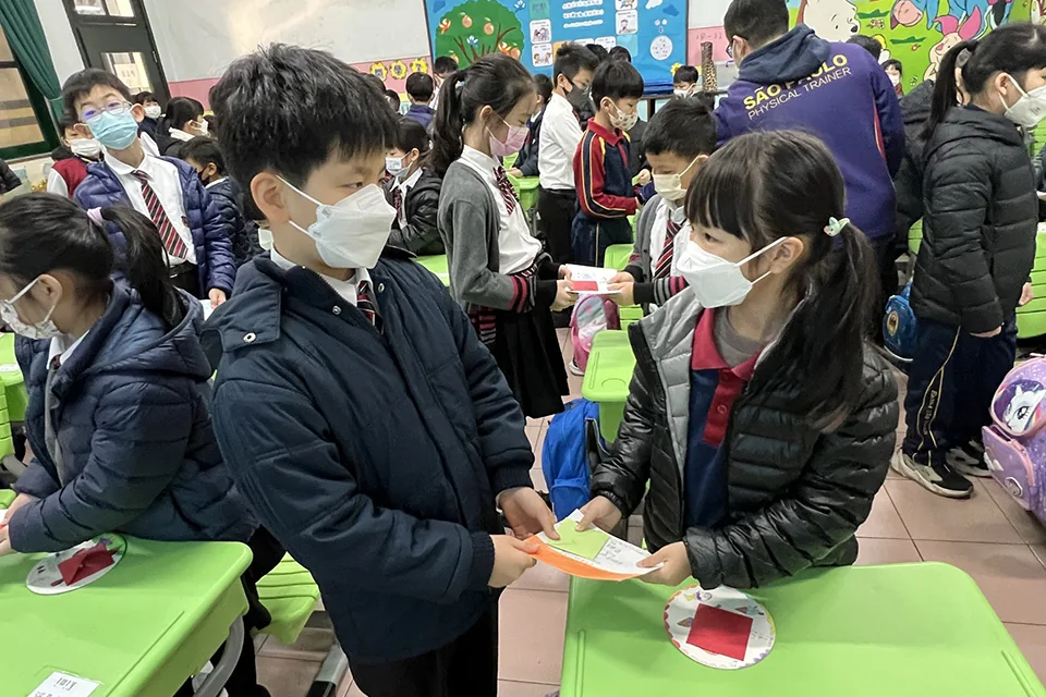 “燃亮自己、照亮他人”德育活動