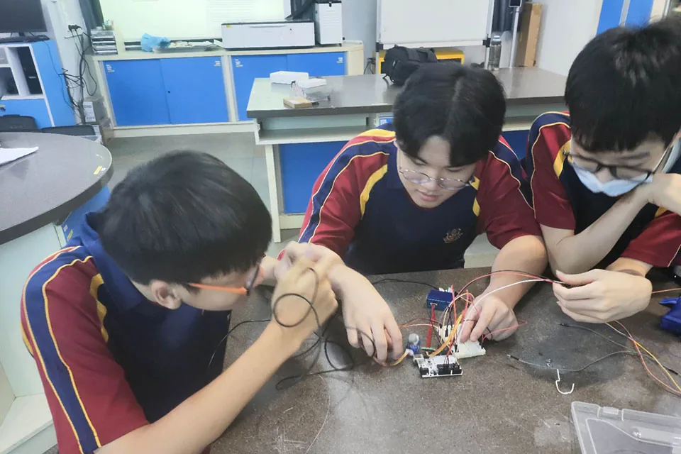 我校學生參力校園氣象監測比賽獲益良多