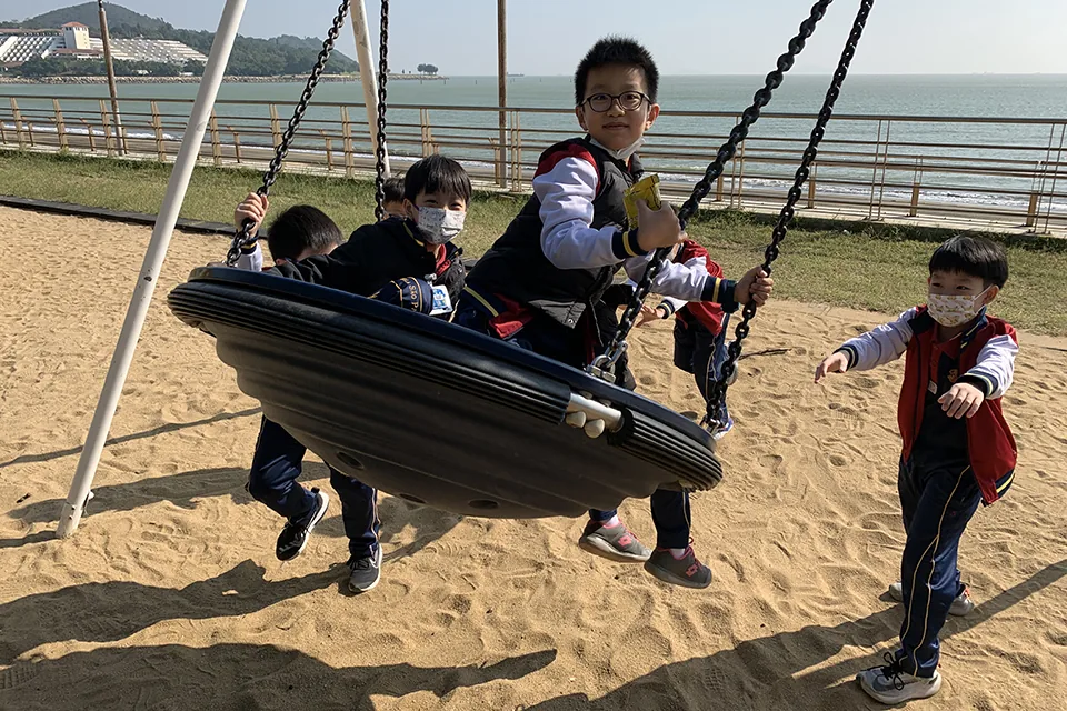 黑沙旅行