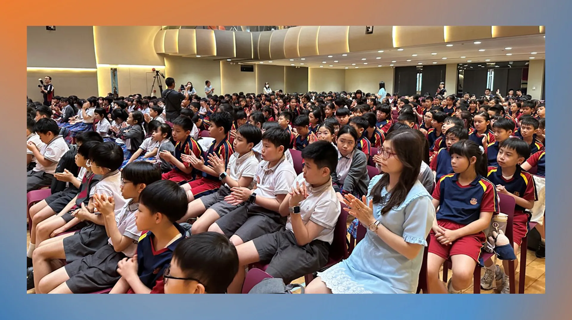 中樂團表演