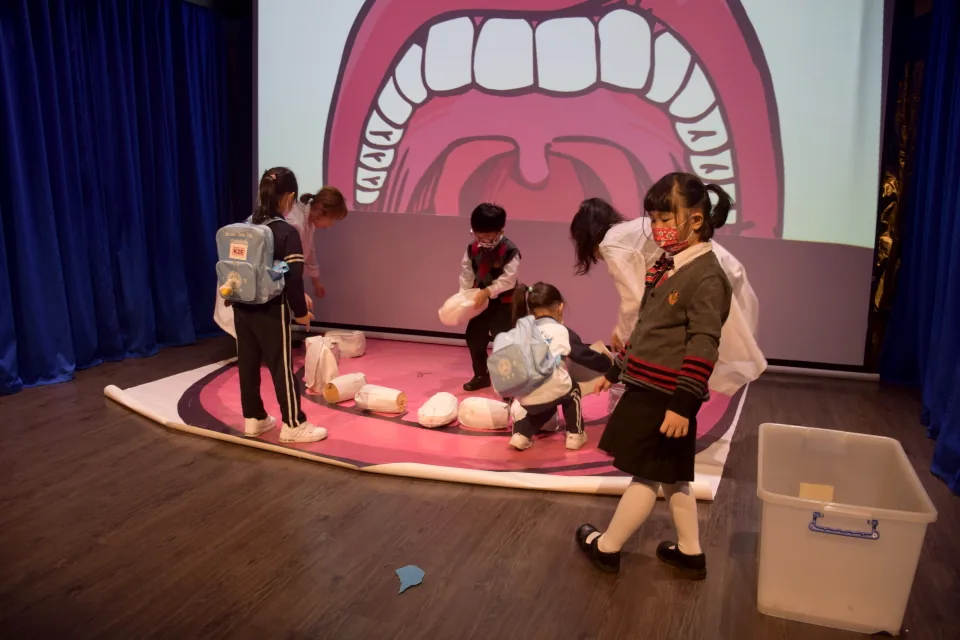 K2參觀科學館