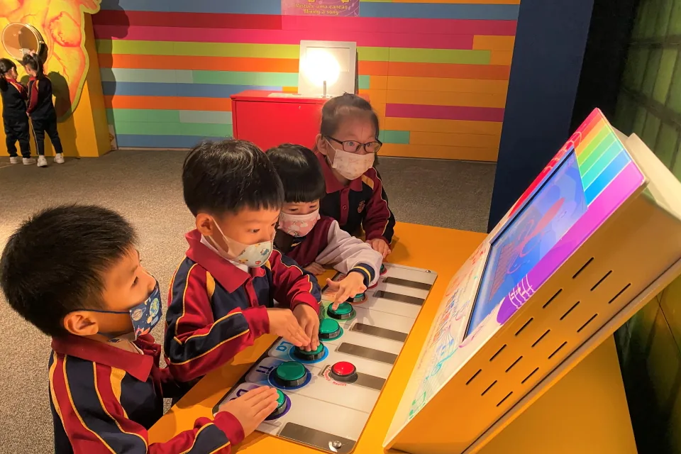 K2參觀科學館