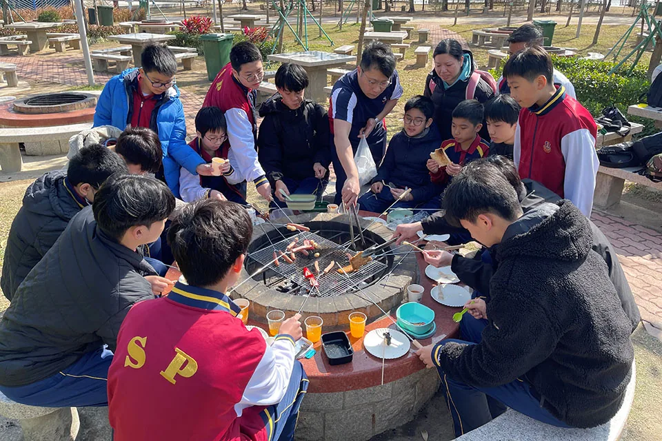 教友師生BBQ