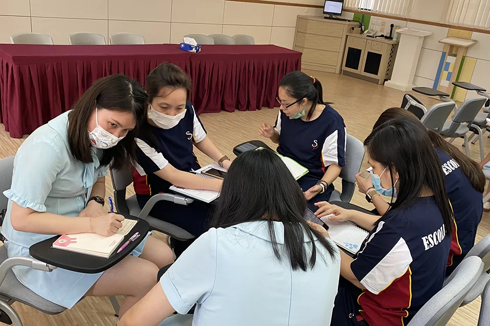 幼稚園老師校本培訓-STEAM課程理念下的科學研究活動
