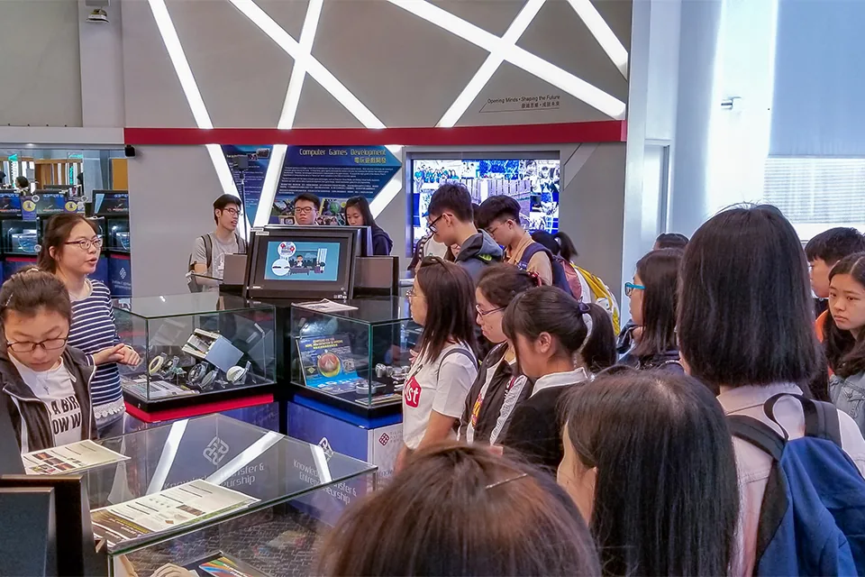 全港大學一天遊