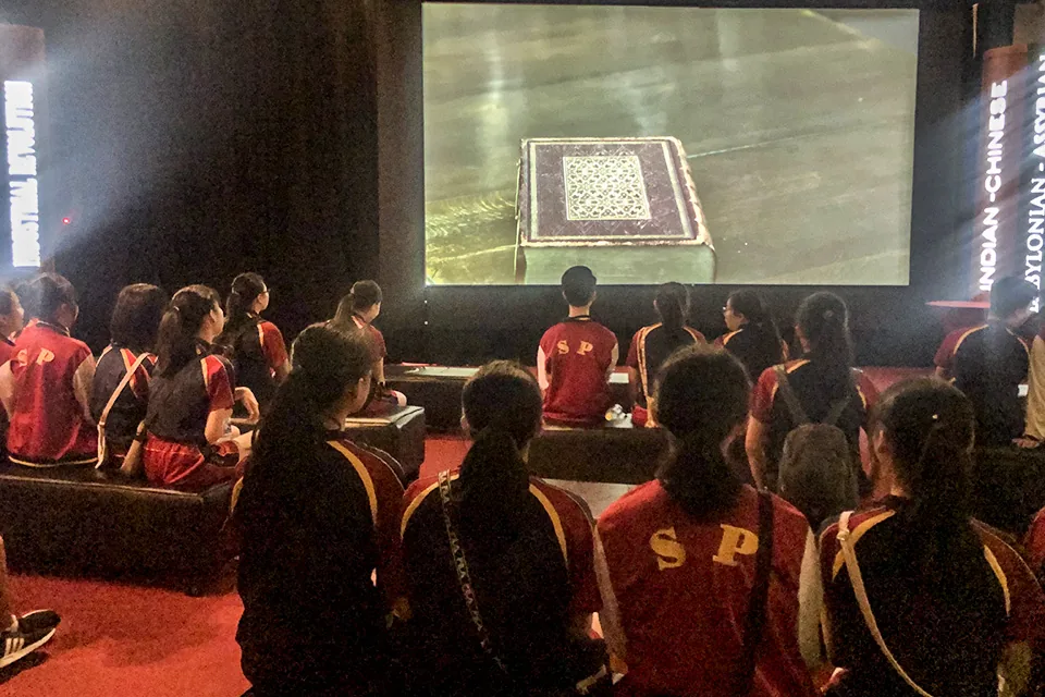 自然生化科活動---參觀1001發明精華展 : 阿拉伯科學發明的黃金時代