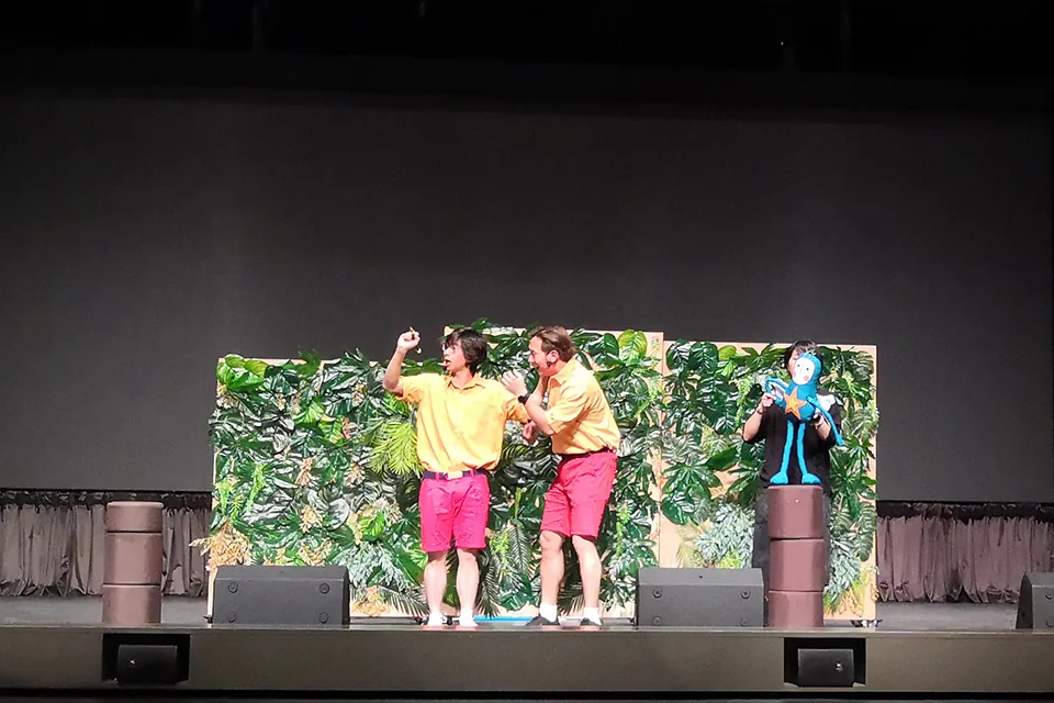 話劇”尋找天使”