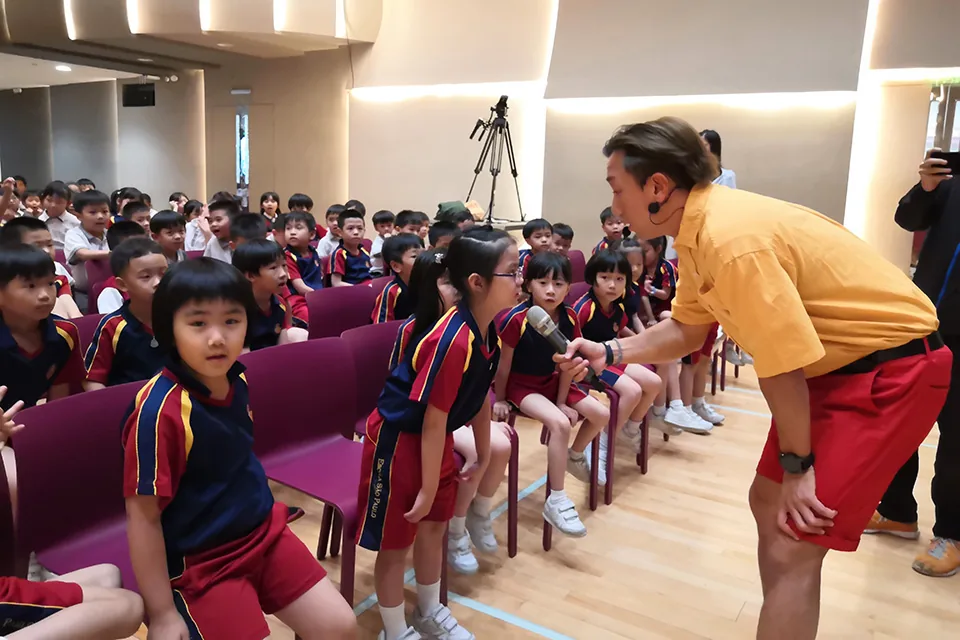 話劇”尋找天使”