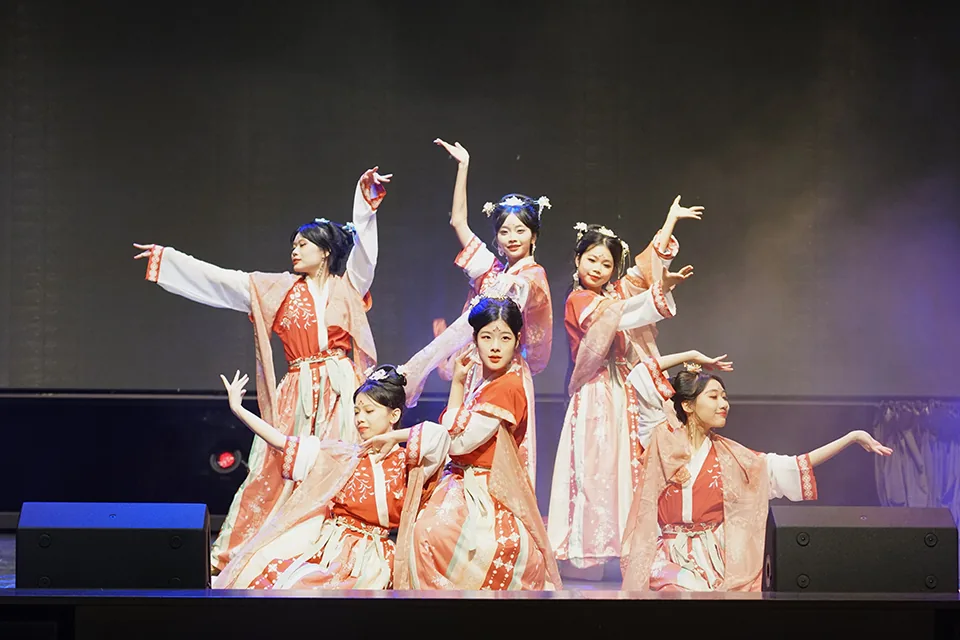 聖保祿學校「中英文藝薈萃節」