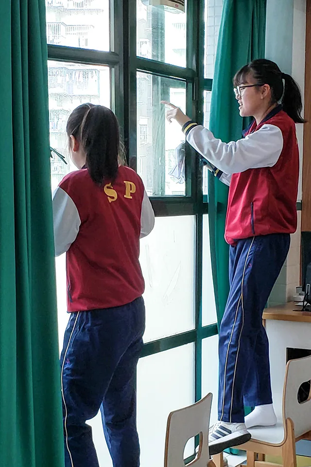 中學生「學校清潔巡禮」