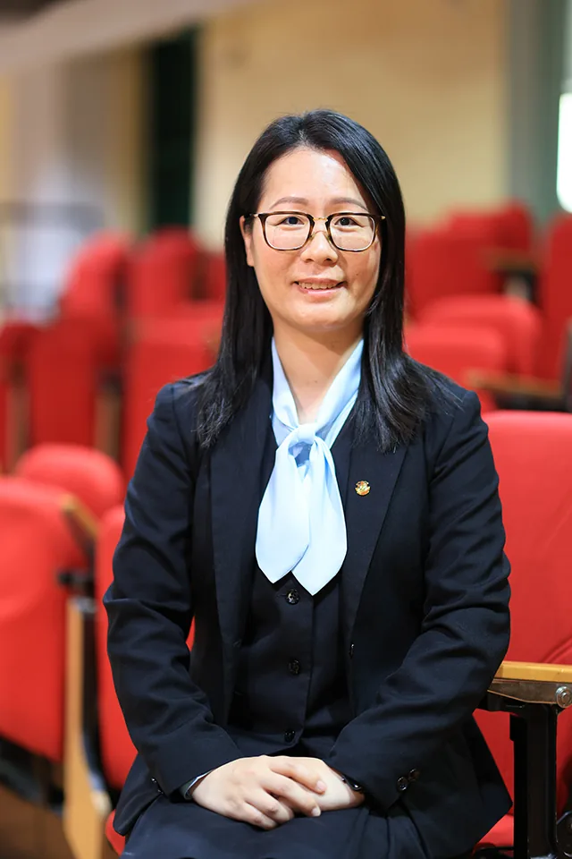 恭賀我校中學萬麗芬老師獲「卓越表現教師」榮譽