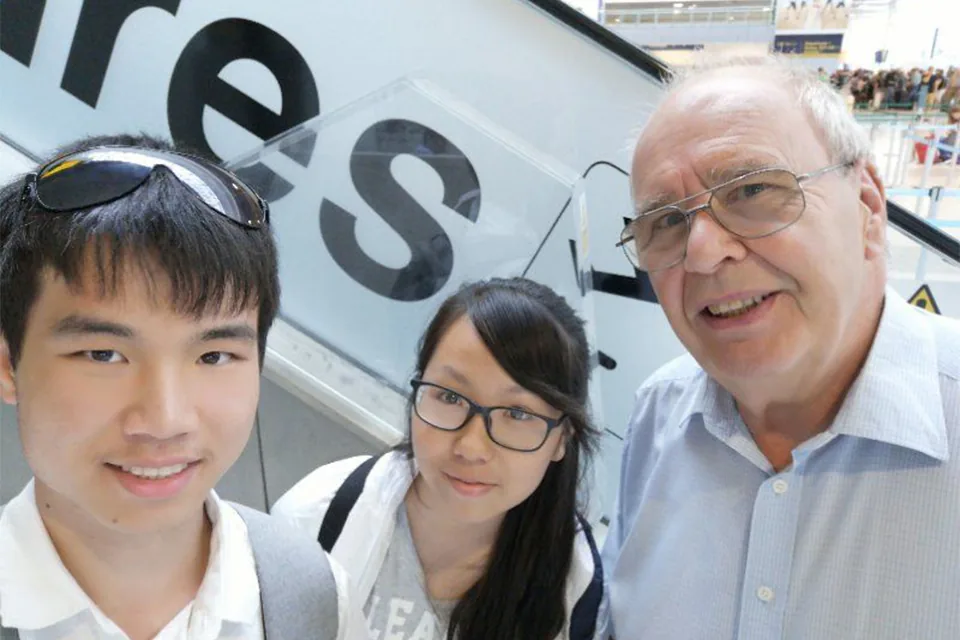 An exchange programme to England sponsored by Macau Rotary Club