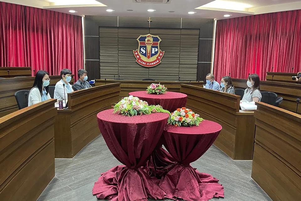 澳門大學中國歷史文化中心負責人員拜訪我校