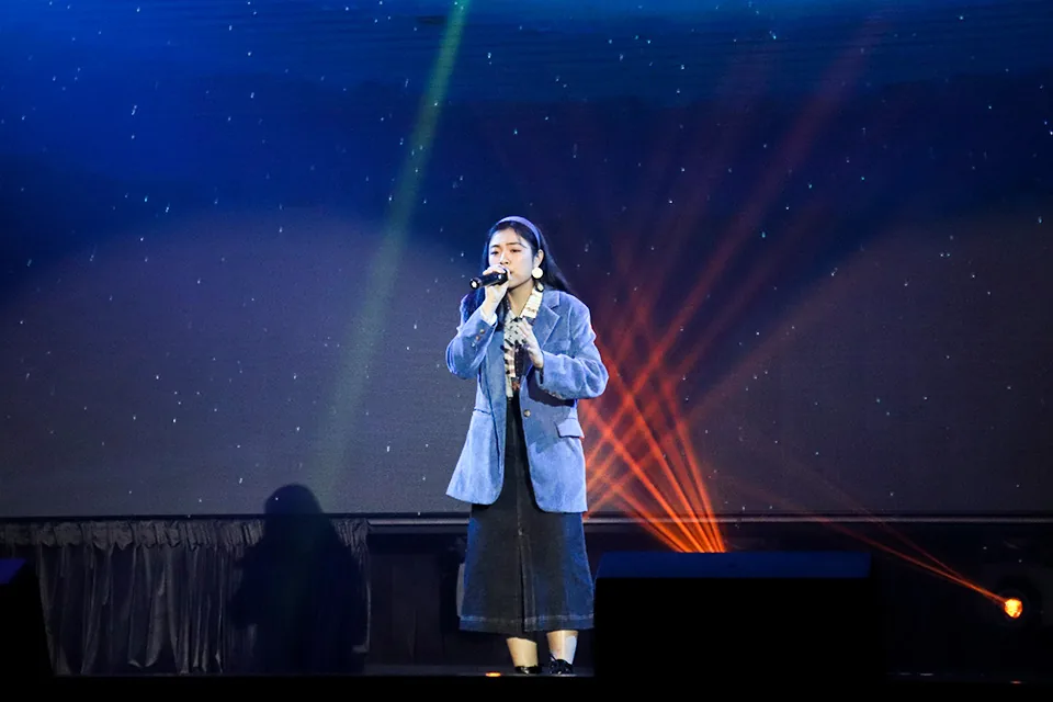 "Rhapsody"歌唱比賽