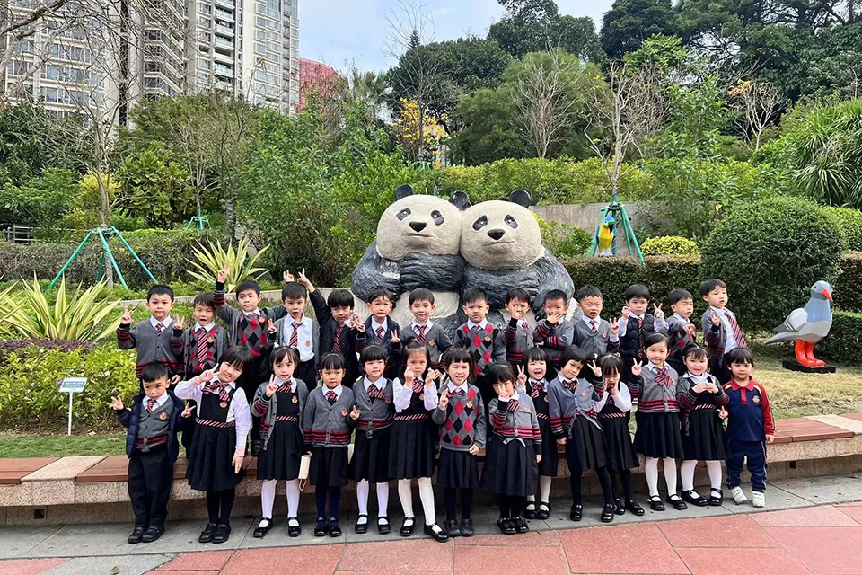 K2參觀大熊貓館