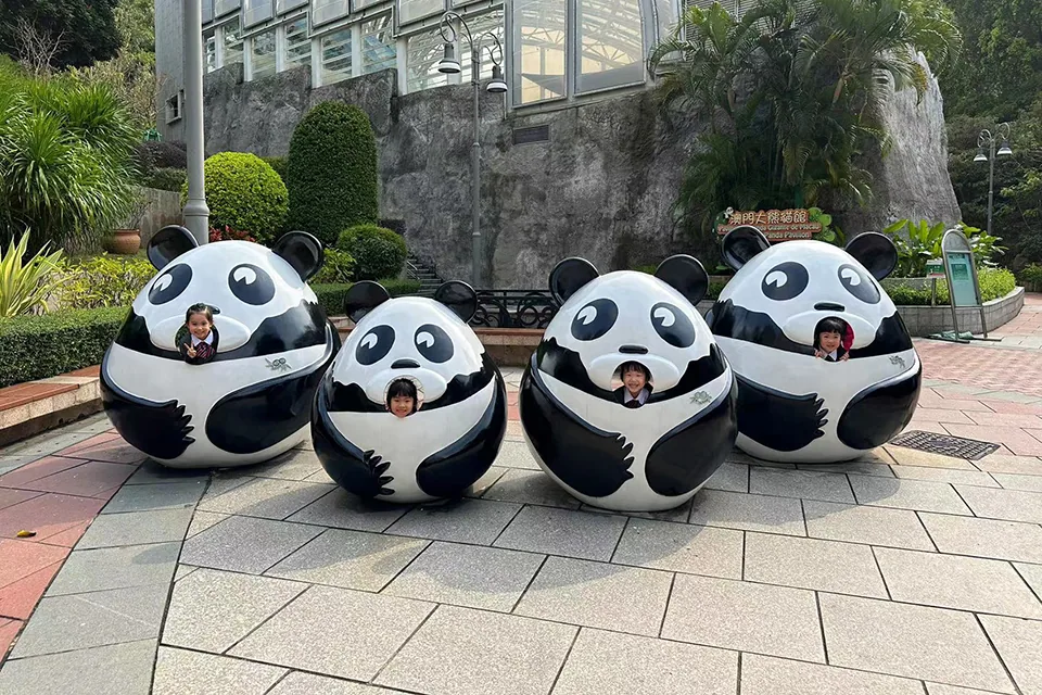 K2參觀大熊貓館