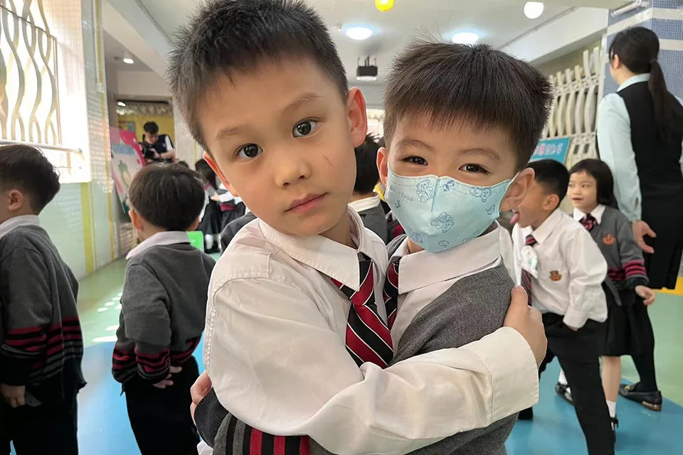 K2、K3學生參加市政署攤位遊戲
