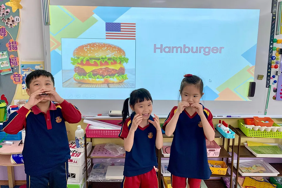 23-24幼稚園部英文週
