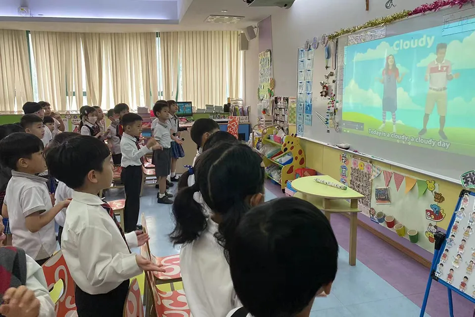 23-24幼稚園部英文週