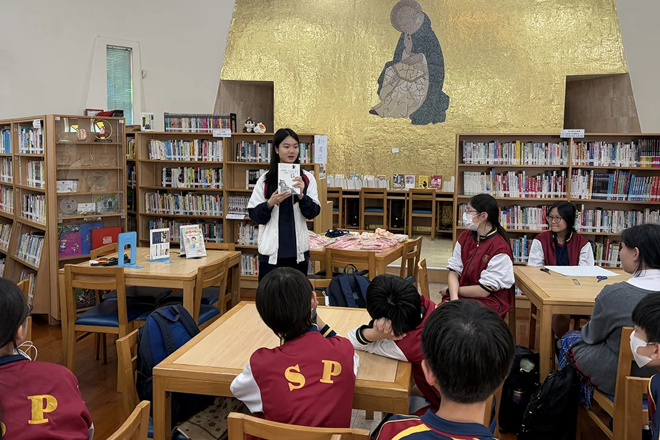 中學愛心義工小組母親節活動