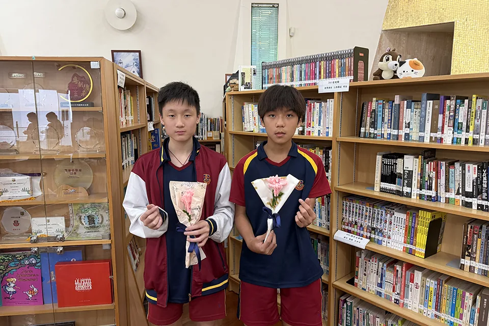 中學愛心義工小組母親節活動