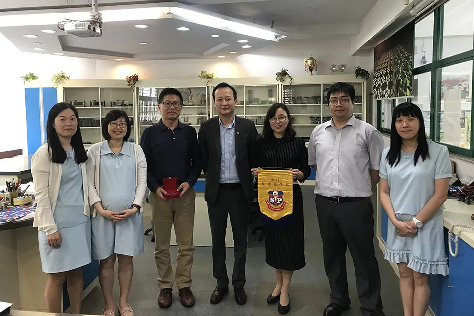 澳門中山兩地老師教育科研交流活動