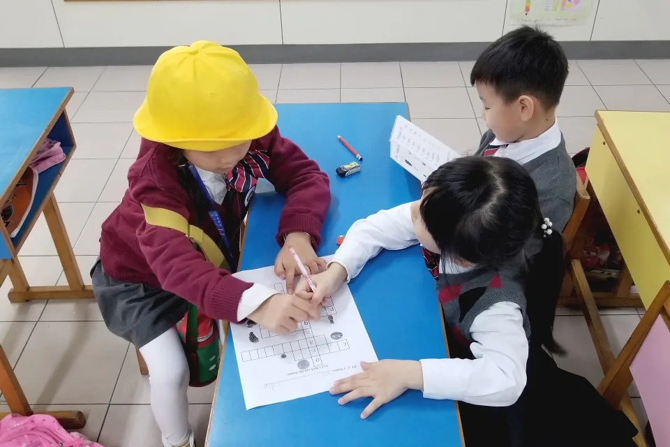 中山大學南方學院附屬小學訪校