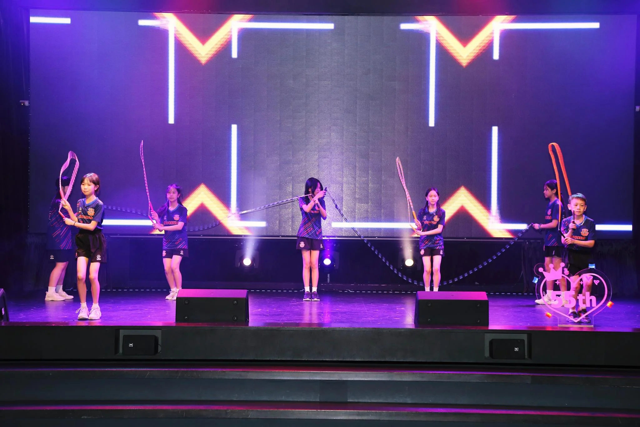 跳繩校隊精彩演出。
